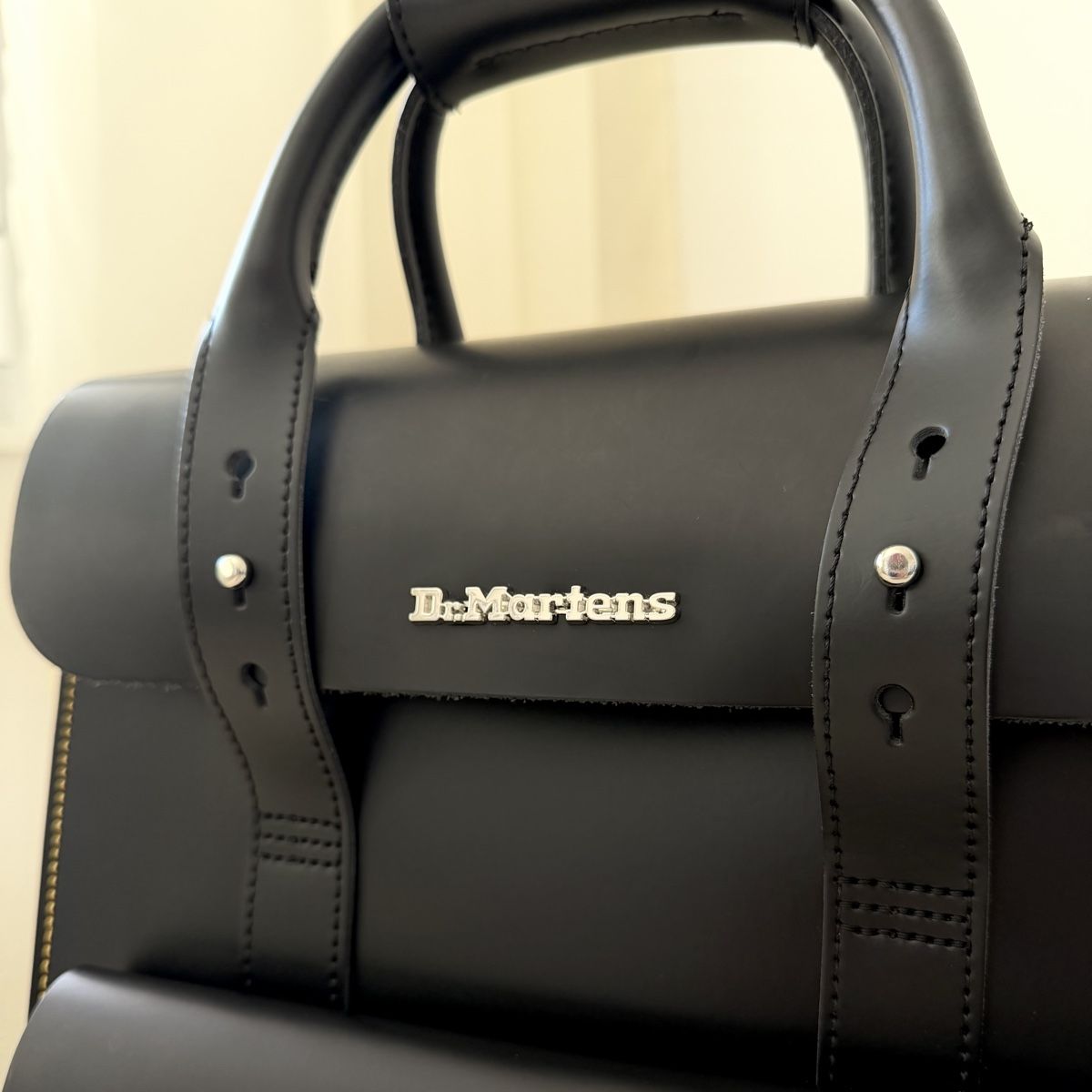 Dr. Martens Rucksäcke: Dr. Martens Kiev Laptop Rucksack  – Gebraucht aus Glis von lou.fr 1