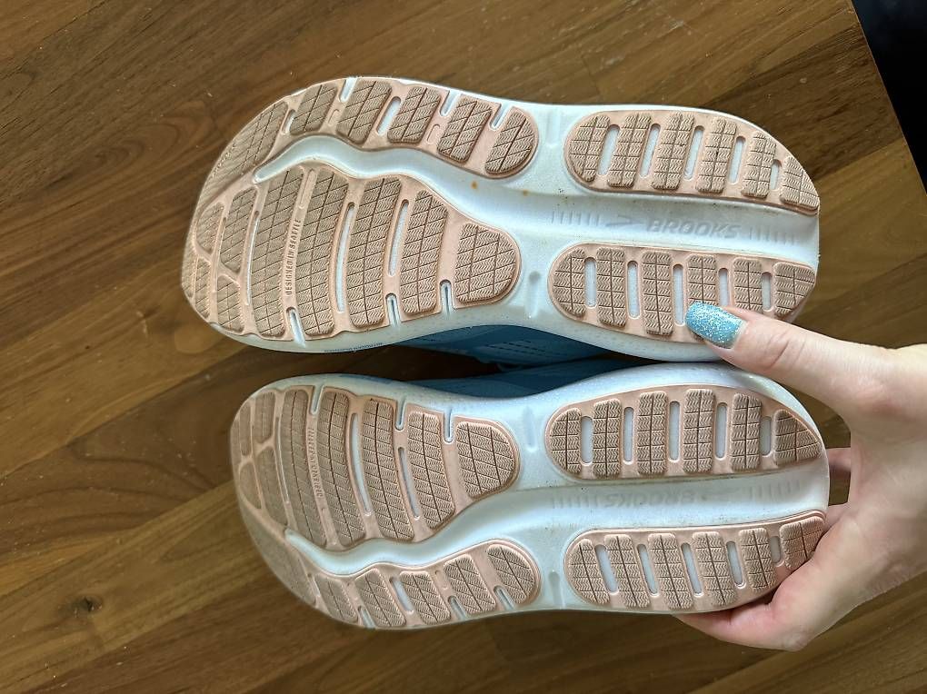 Brooks Damenschuhe: Brooks Ghost Max 2 Damen Gr. 39  wie neu – Gebraucht aus Oftringen von schnullliii 3