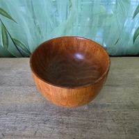 Dekorative Holzschale