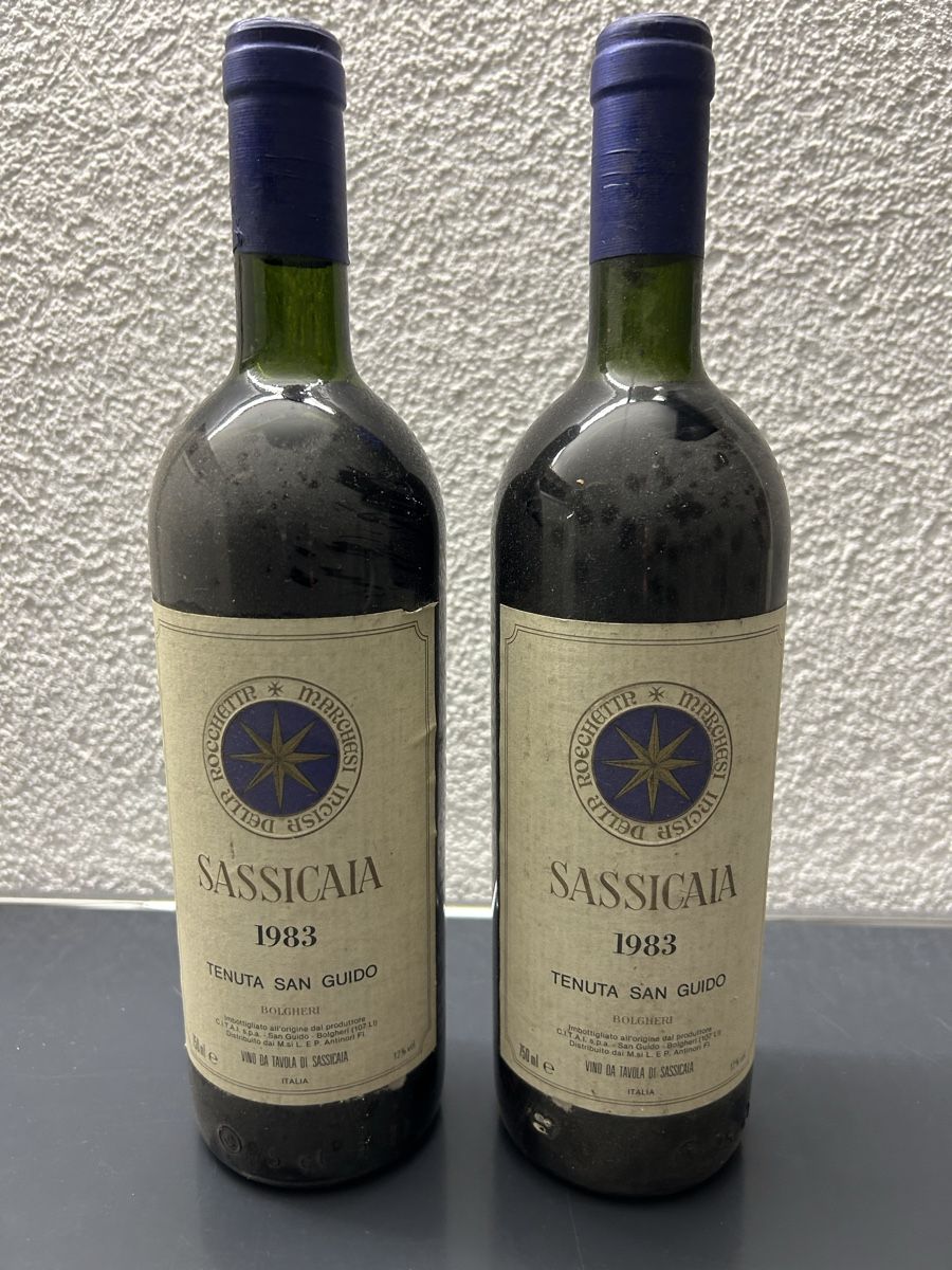 Sassicaia Vino: Sassicaia 1983 – Nuovo e nell'imballaggio originale da St. Gallen venduto da Falcone