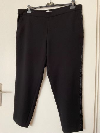 Raffaello Rossi Wildleder Optik Hose Gr 44-46 sw Neuwertig