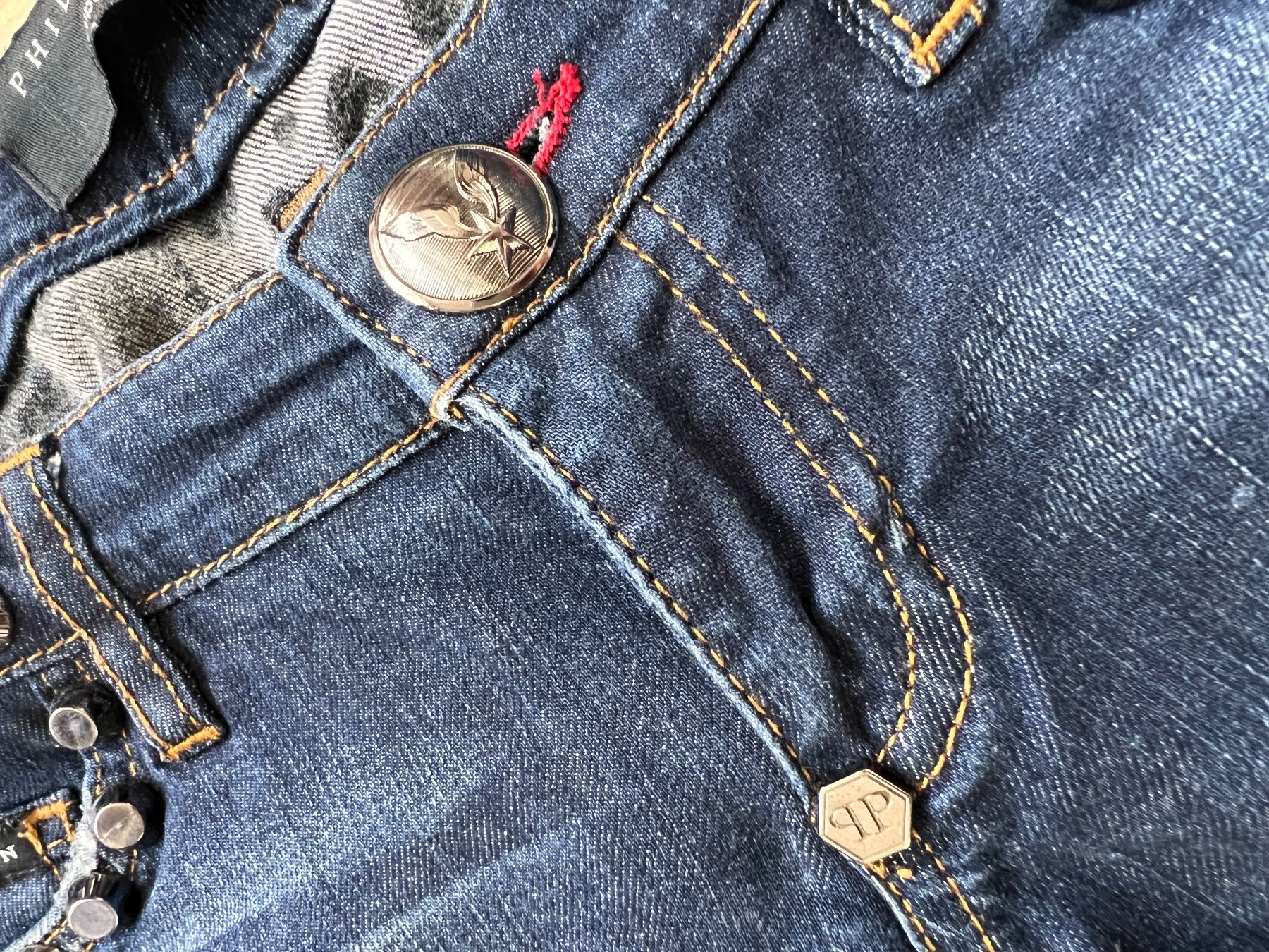 Philipp Plein Jeans: Philipp Plein Jeans, Gr. 26 – Gebraucht aus Küsnacht ZH von mar_tr9p 2