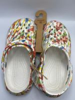 Sommerliche Gartenschuhe, neu, Gr. 37, Blumenmuster, Top!