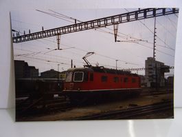 Foto Seite der SBB Re 6/6 11672 "Balerna" Zürich HB 1992