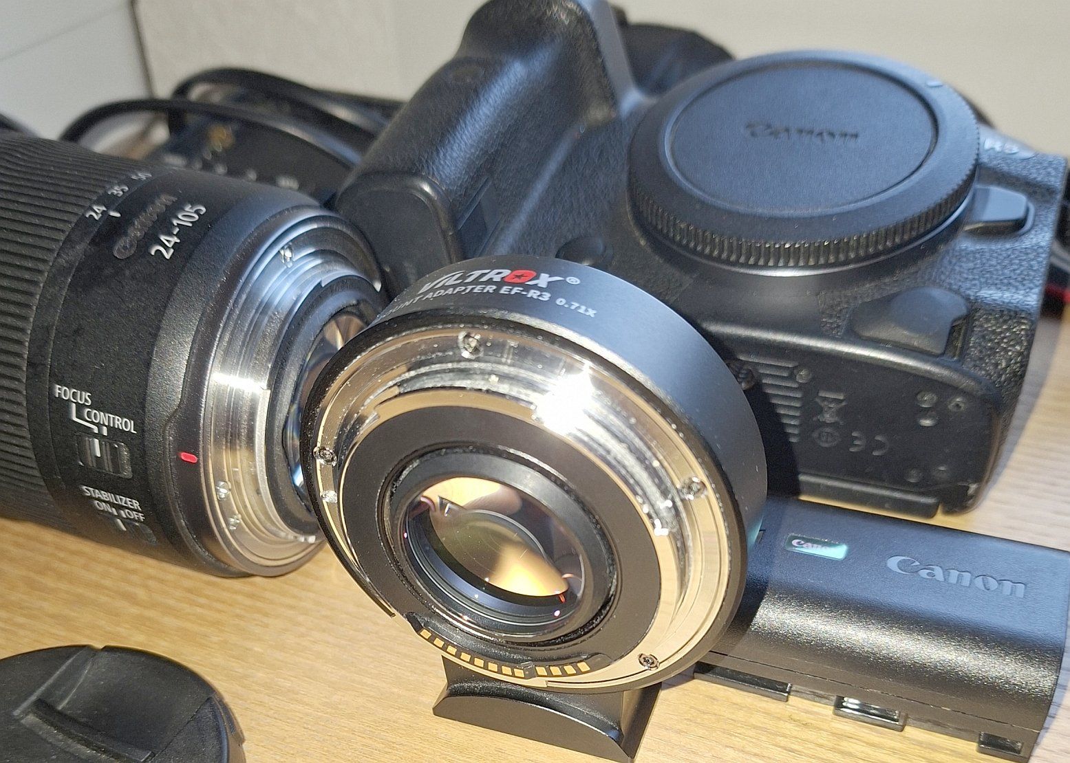 Canon Fotocamera: KIT CANON EOS R5 +SD CFx RF24-105 STM VILTROX adapter EF-R3 – Usato da Vétroz venduto da Aurorafiddler 3