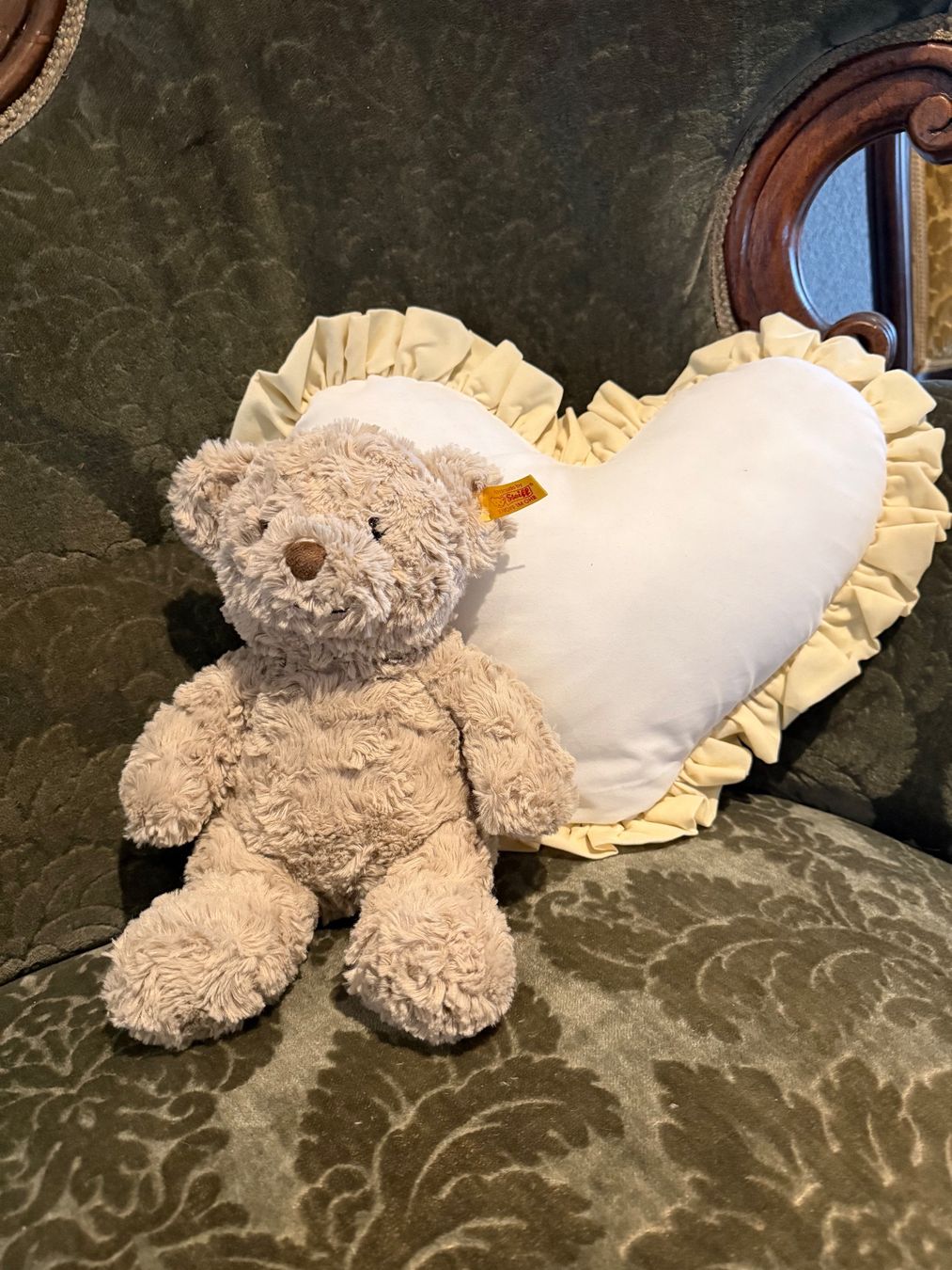 Steiff Giocattoli: Herziger Steiff Teddybär 🧸 – Usato da Schaan venduto da chinchillali