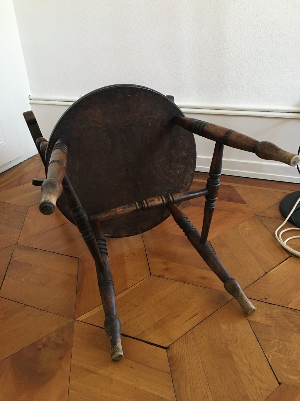 Stühle: chaise ancienne en bois massif – Gebraucht aus Genève von IngridK0102 3