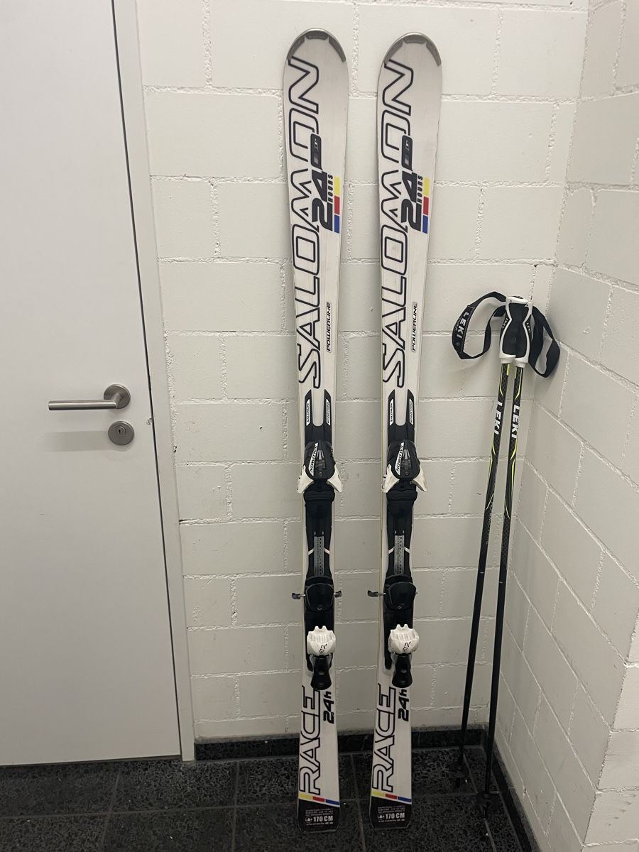 Salomon Skis: Ski Salomon 24 Hours – Gebraucht aus Adliswil von tempos-fugis