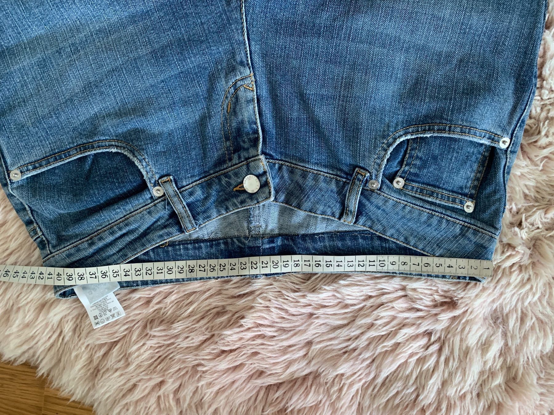 Jeans: Valentino damen jeans – Usato da Zürich venduto da Nikuska32 2