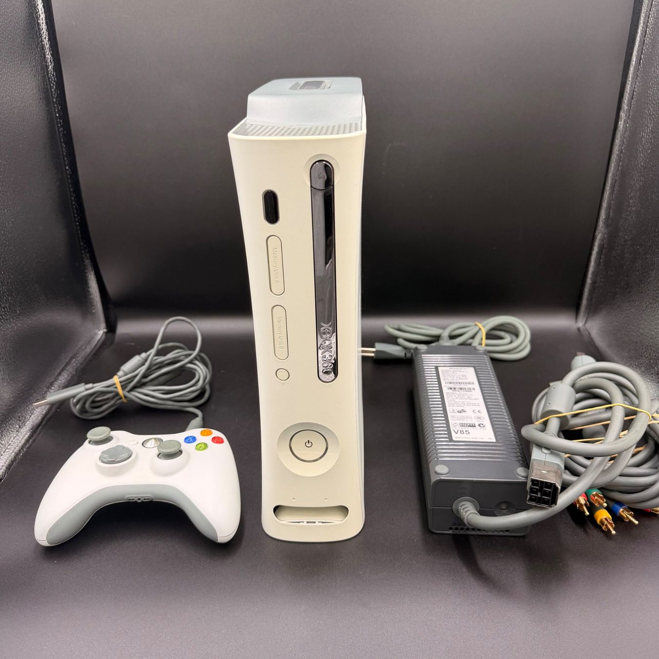 Microsoft Konsolen: Microsoft Xbox 360 Weiss – Gebraucht aus Düdingen von Nerdworld