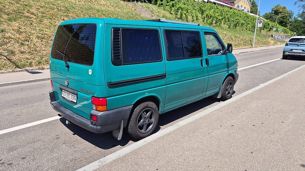 Automobili: VW T4 Caravelle 2.5 - 7-Plätzer – Usato da Zürich venduto da Jimmy_Blue 2