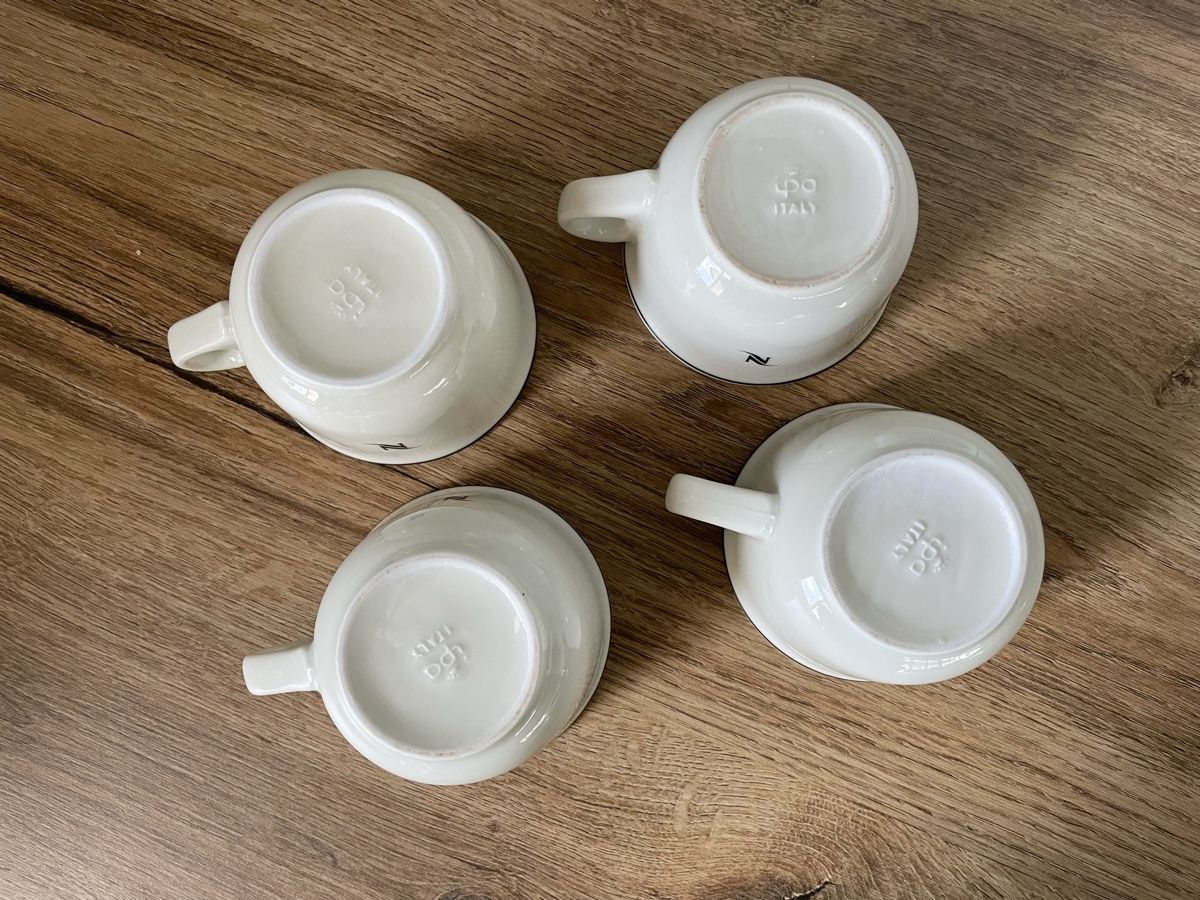 Nespresso Tazze: 4 tasses à café Nespresso – Usato da Lonay venduto da ju-71 2