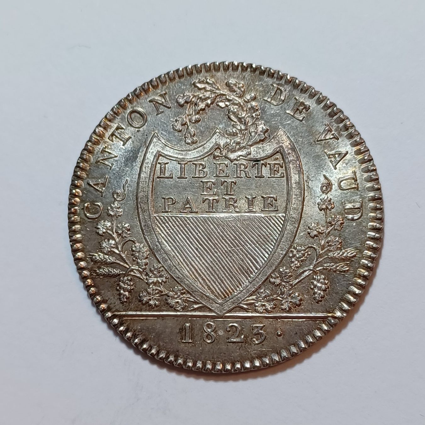 Tutti le monete: 10 Batzen 1823 Waadt – Usato da Pfäffikon ZH venduto da Schweizer_Muenzen 1
