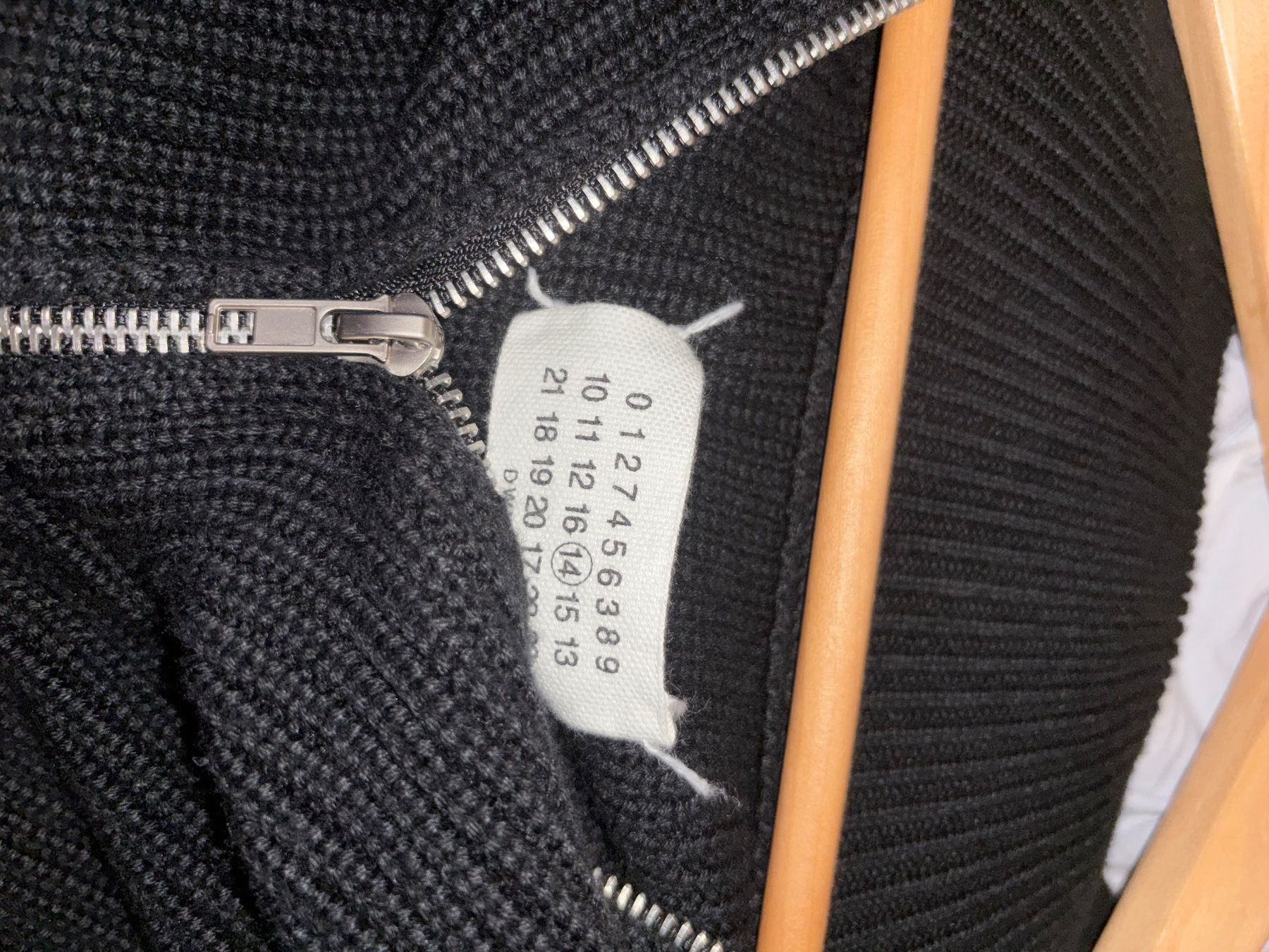 Maison Margiela Maglioni & Felpe: Maison Margiela Zipper (L) – Nuovo (secondo la descrizione) da Winterthur venduto da nad_dc2l 3