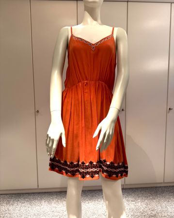 Robe d'été orange, broderie - 36 S
