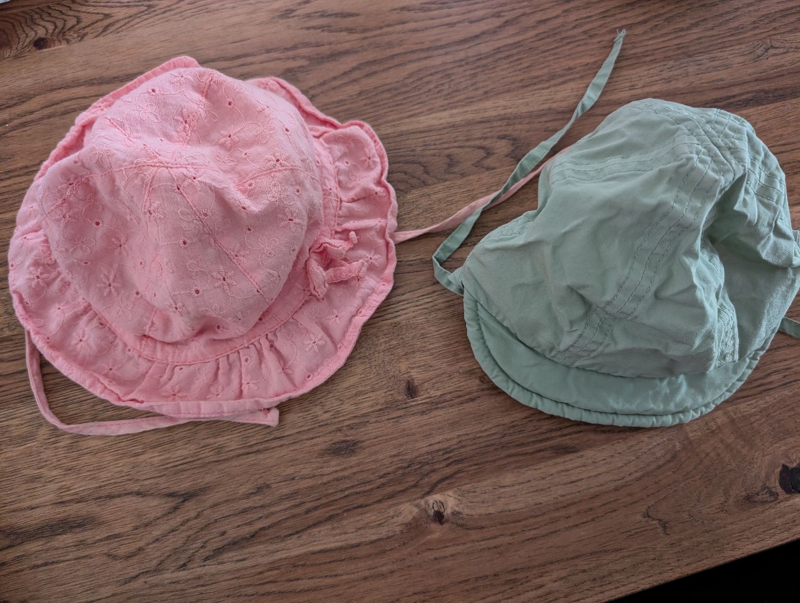 Bonnets & Echarpes: Sonnenhütte Gr.48 – D'occasion à Dietikon par jan_6bmm