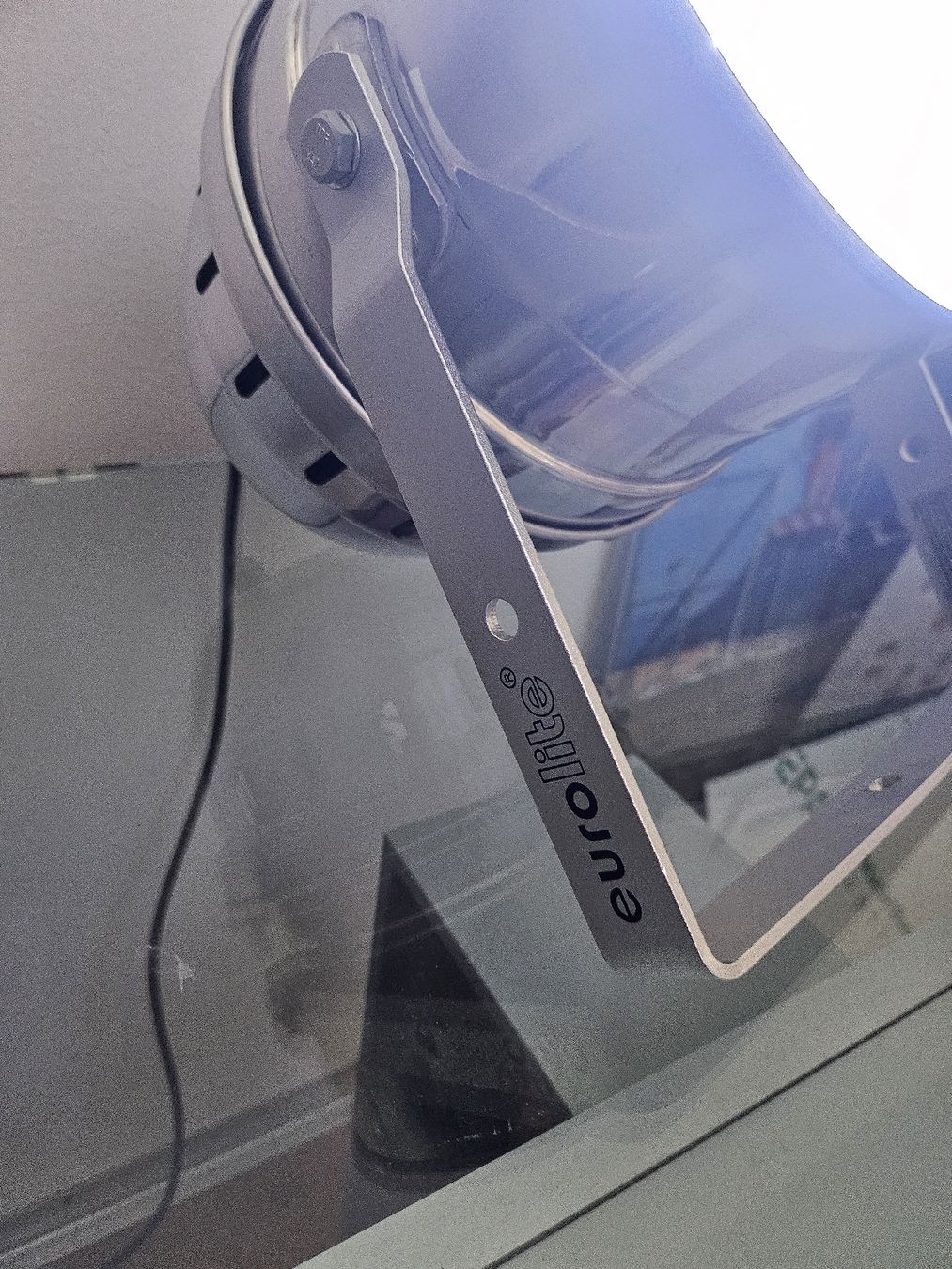 Fari: Eurolite LED PAR-56 Scheinwerfer gebrauchter Zustand – Usato da Busswil BE venduto da Topsign 1