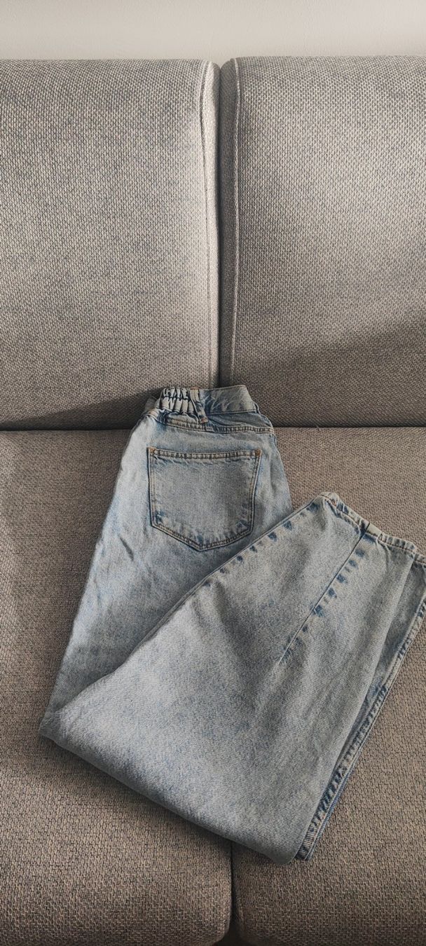 Bershka Jeans: Jeans Bershka – D'occasion à Niederhasli par dom_jxt6 1