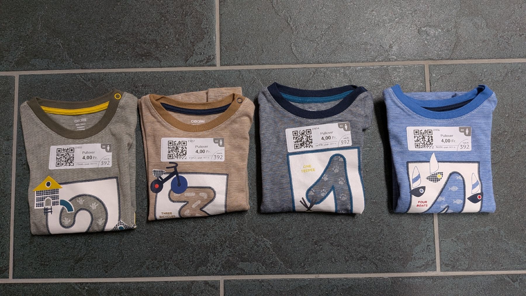 Maglioni & Felpe: 4 Pullover Set für Kinder Grösse 80 – Usato da Oberkirch LU venduto da Rootom