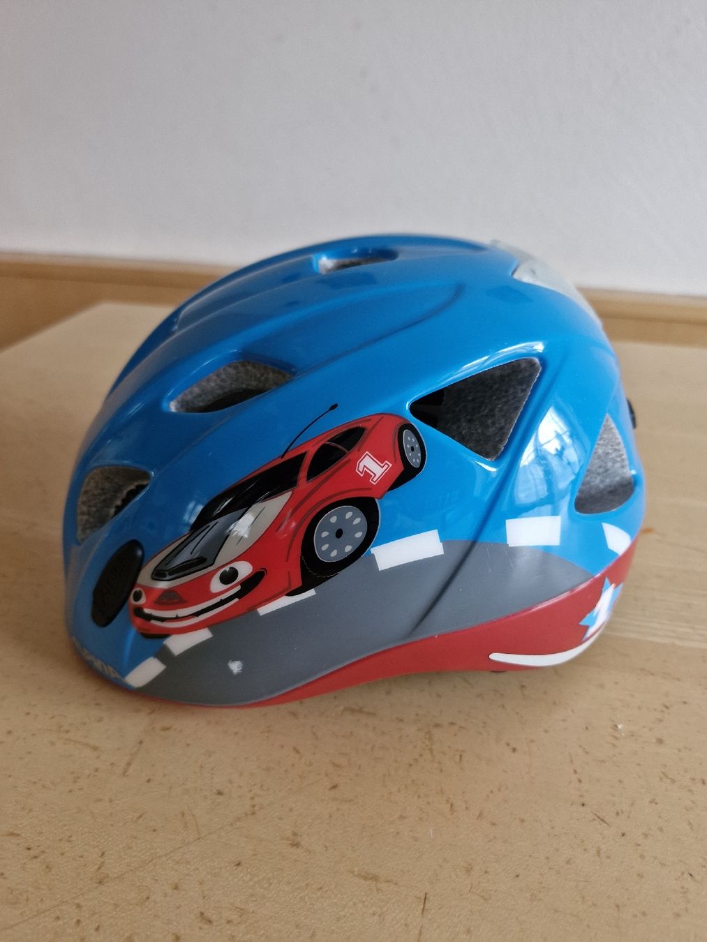 Caschi: Kinder Velohelm junge – Usato da Disentis/Mustér venduto da epa_862v