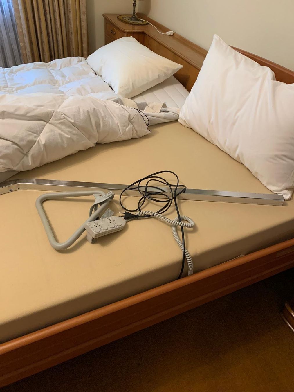 Betten: Letto da degenza in legno – Gebraucht aus Arosio von yaya62 3