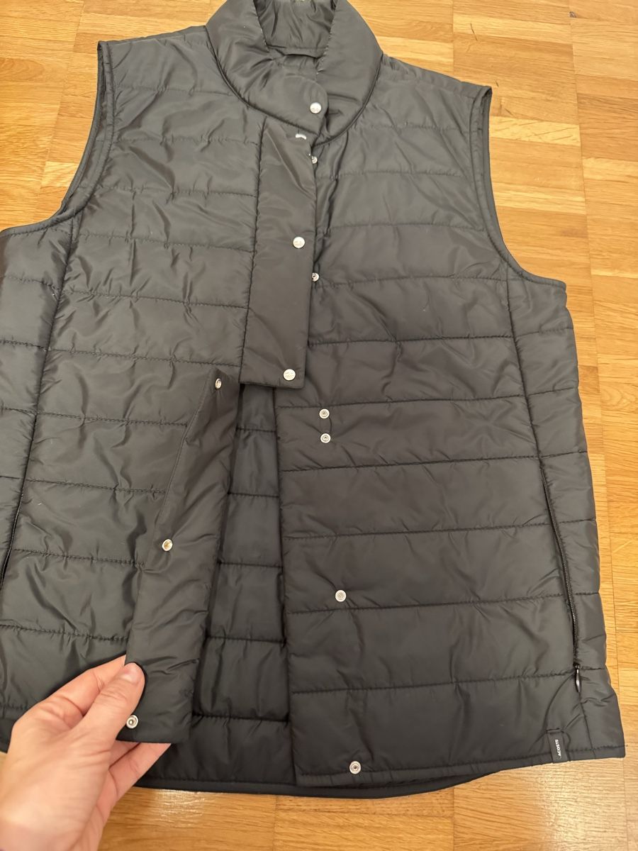 Lacoste Gilets & Westen: Lacoste Weste, Schwarz, Gr. S - Ideale Übergangsjacke! – Neu (gemäss Beschreibung) aus Jona von Good_luck_ 2