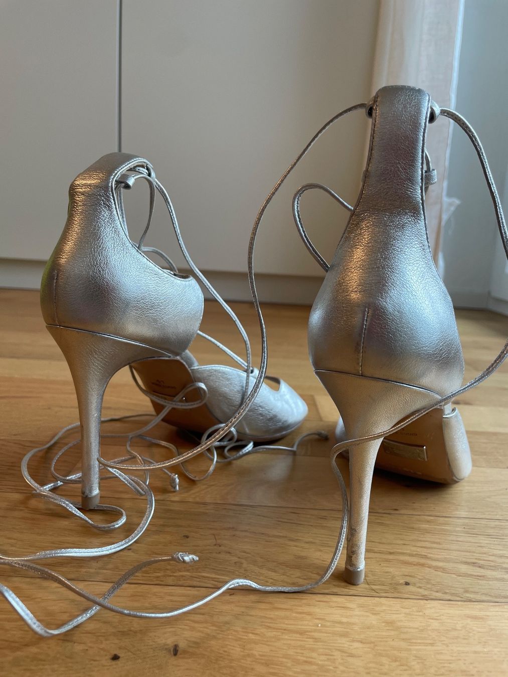Michael Kors Damenschuhe: Michael Kors Collection Sandals 41 silver leather – Gebraucht aus Zug von dim_np7l 5