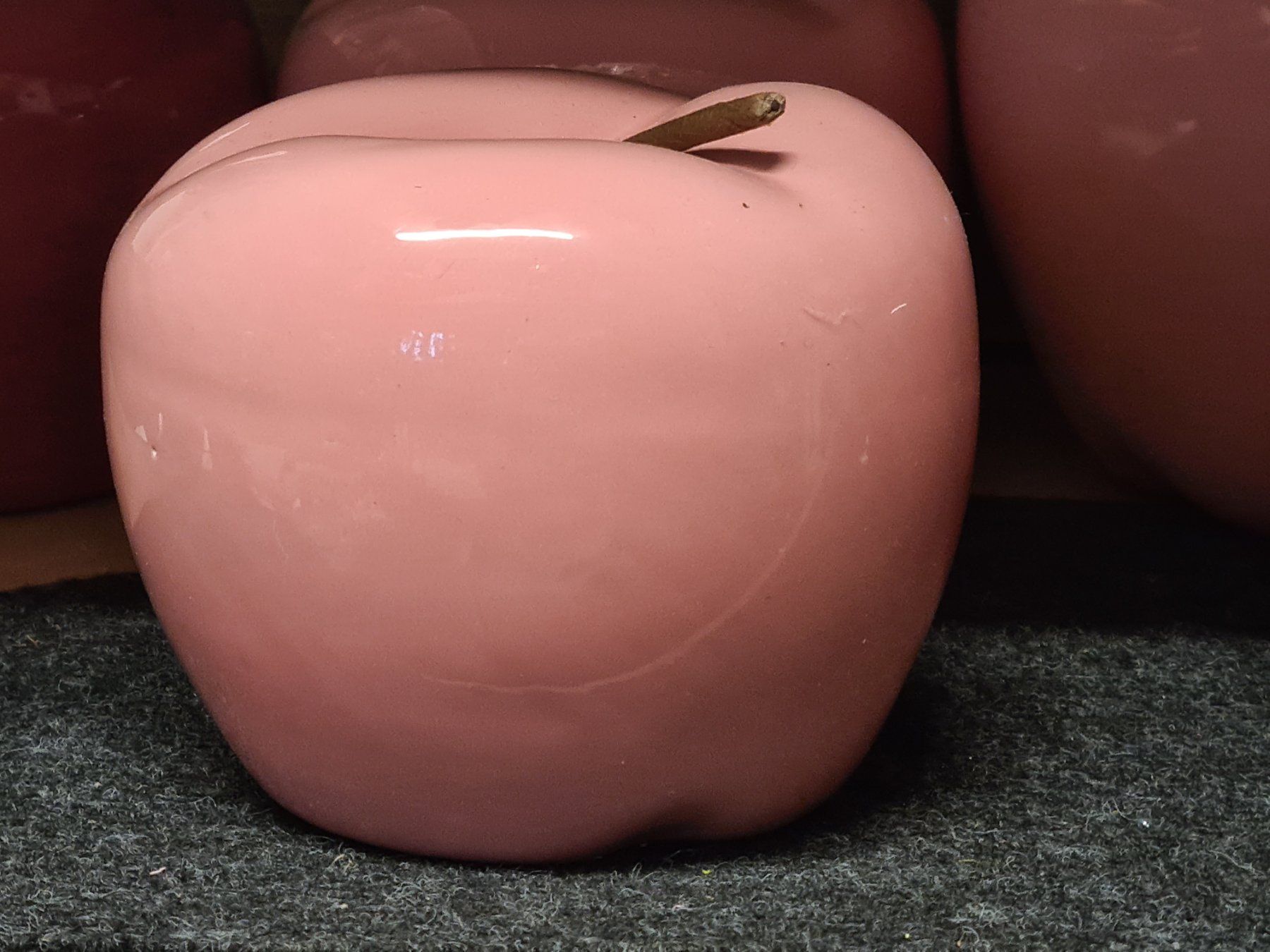Tutte le decorazioni: Grösserer Keramik Deko Apfel, ca.11x11 cm – Usato da Amriswil venduto da kleindeko 1