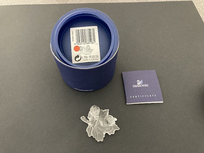 Swarovski Figuren: bay chiocciole su foglia – Neu und originalverpackt aus Airolo von Hmagnum