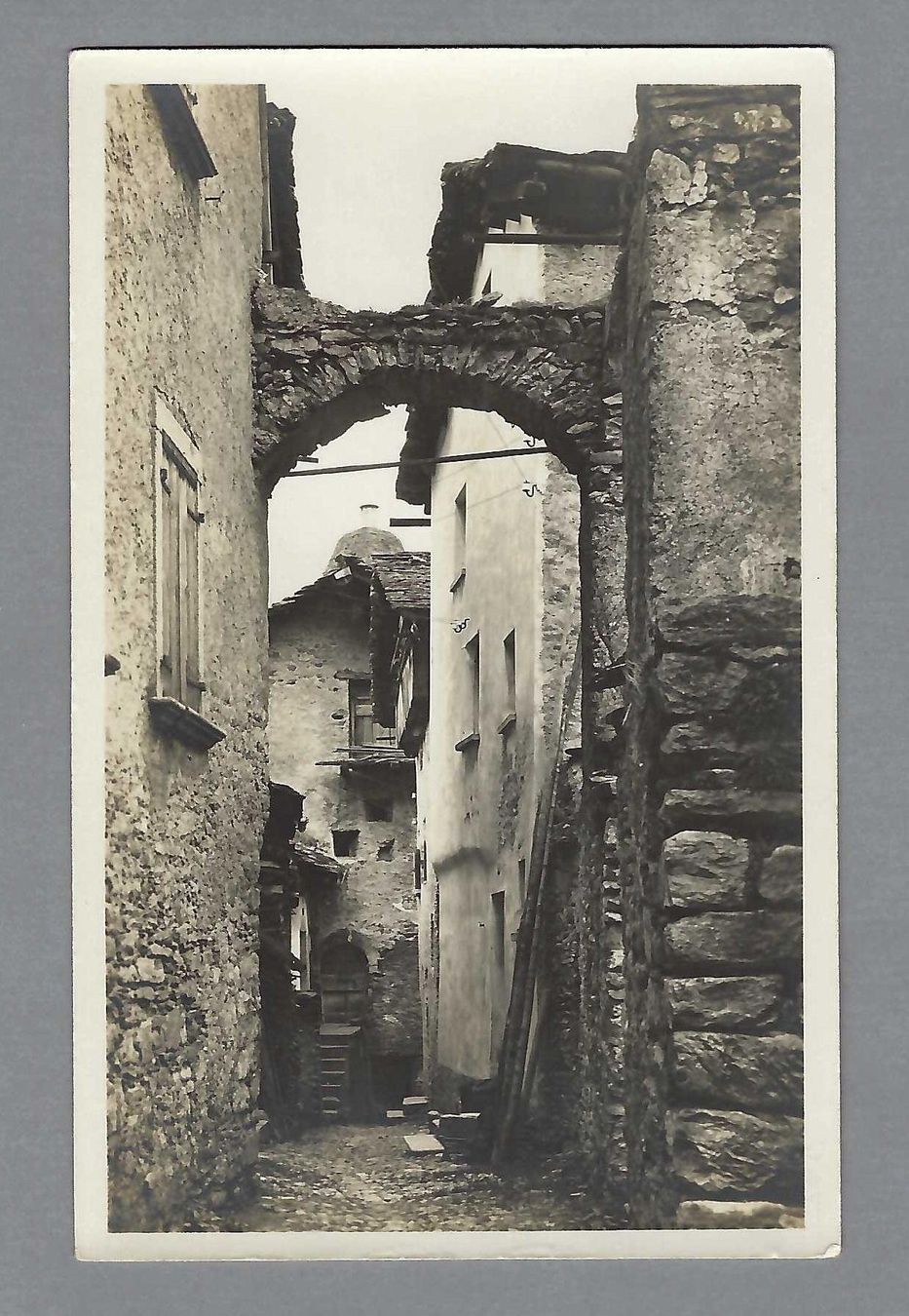 Cartoline postali: SOGLIO, INNENSEITE, * – Usato da Pura venduto da ulisse1957