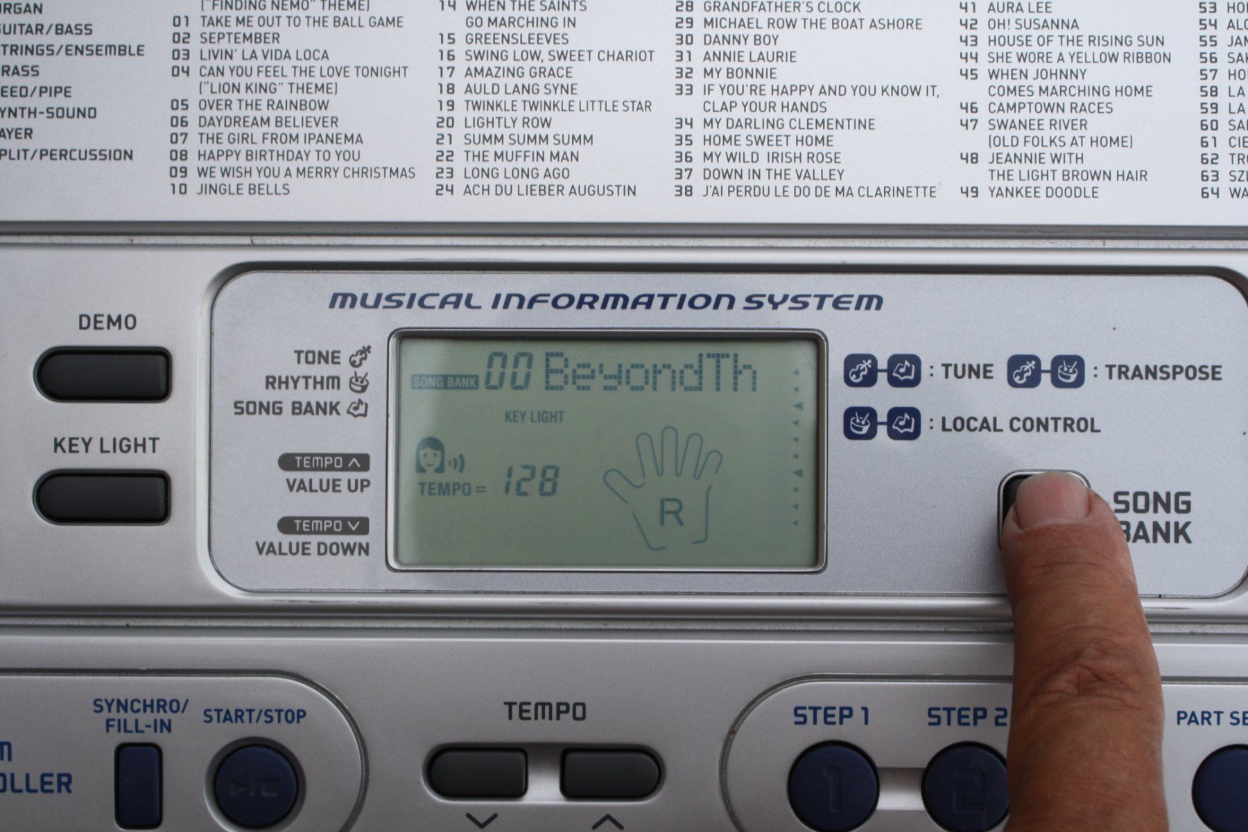 Casio Instruments de musique: Keyboard Casio K-45 – D'occasion à Wauwil par Pneuedy 3