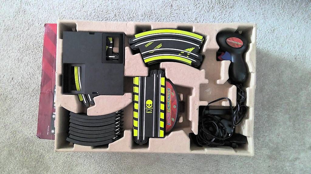 Giocattoli: Micro Scalextric - Law Enforcer Set complet (70CHF neuf) – Usato da Jongny venduto da fin_jp5x 1