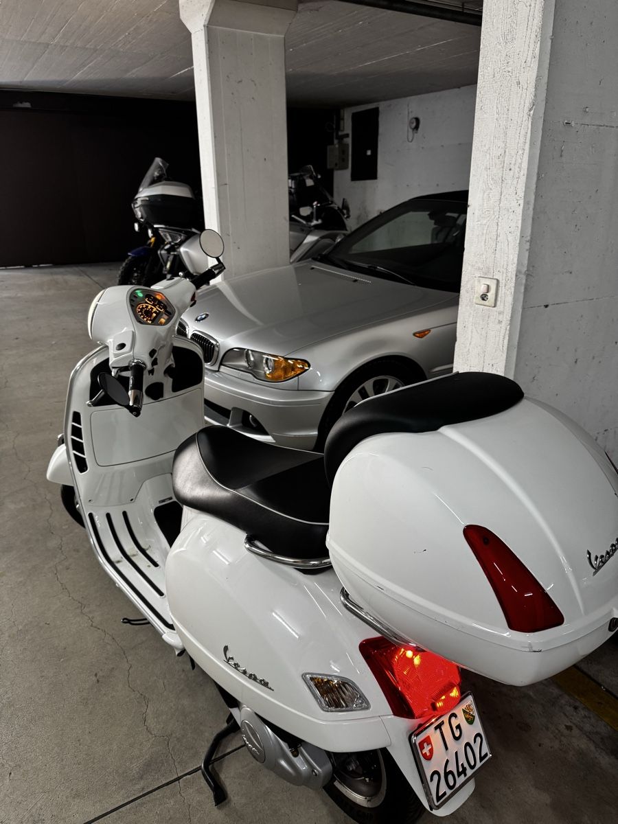 Piaggio Scooters: Vespa 125 GTS TOP!!!! – Gebraucht aus Kreuzlingen von eik_6cc8 2