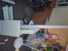 TEGO Standfuss Metall weiss und Regalböden