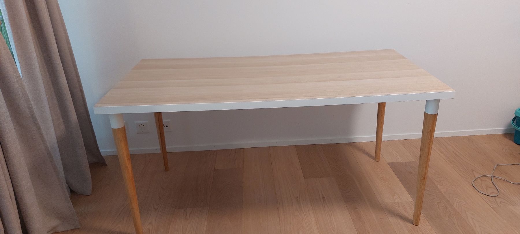 Ikea Schreibtische: ikea desk 140x65cm – Gebraucht aus Zürich von bn7_vg8j 2