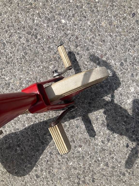 Spielzeuge: Magnifique tricycle 1960 – Gebraucht aus Ardon von a_laroyale 2