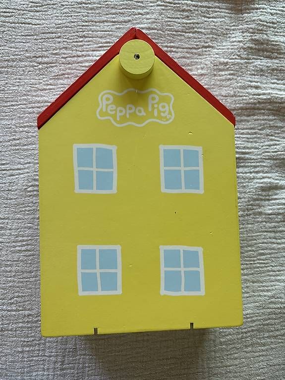 Puppenhäuser & -möbel: Maison Peppa Pig en bois – Gebraucht aus Bavois von Nanao12
