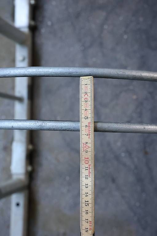 Cavalletti per biciclette: Veloständer – Usato da Allschwil venduto da esperando.76 4