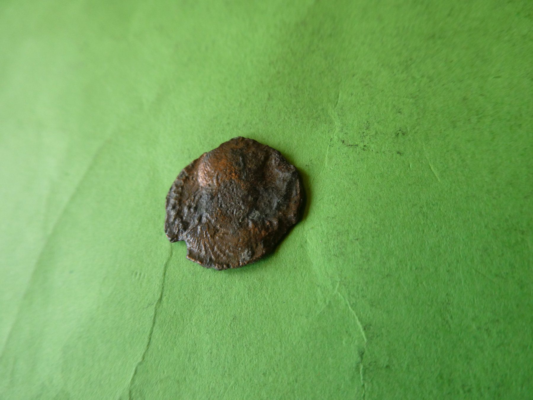 Tutti le monete: uralte Bronzemünze 18 mm     1.59 g – Usato da Hinterforst venduto da Rohusri 1