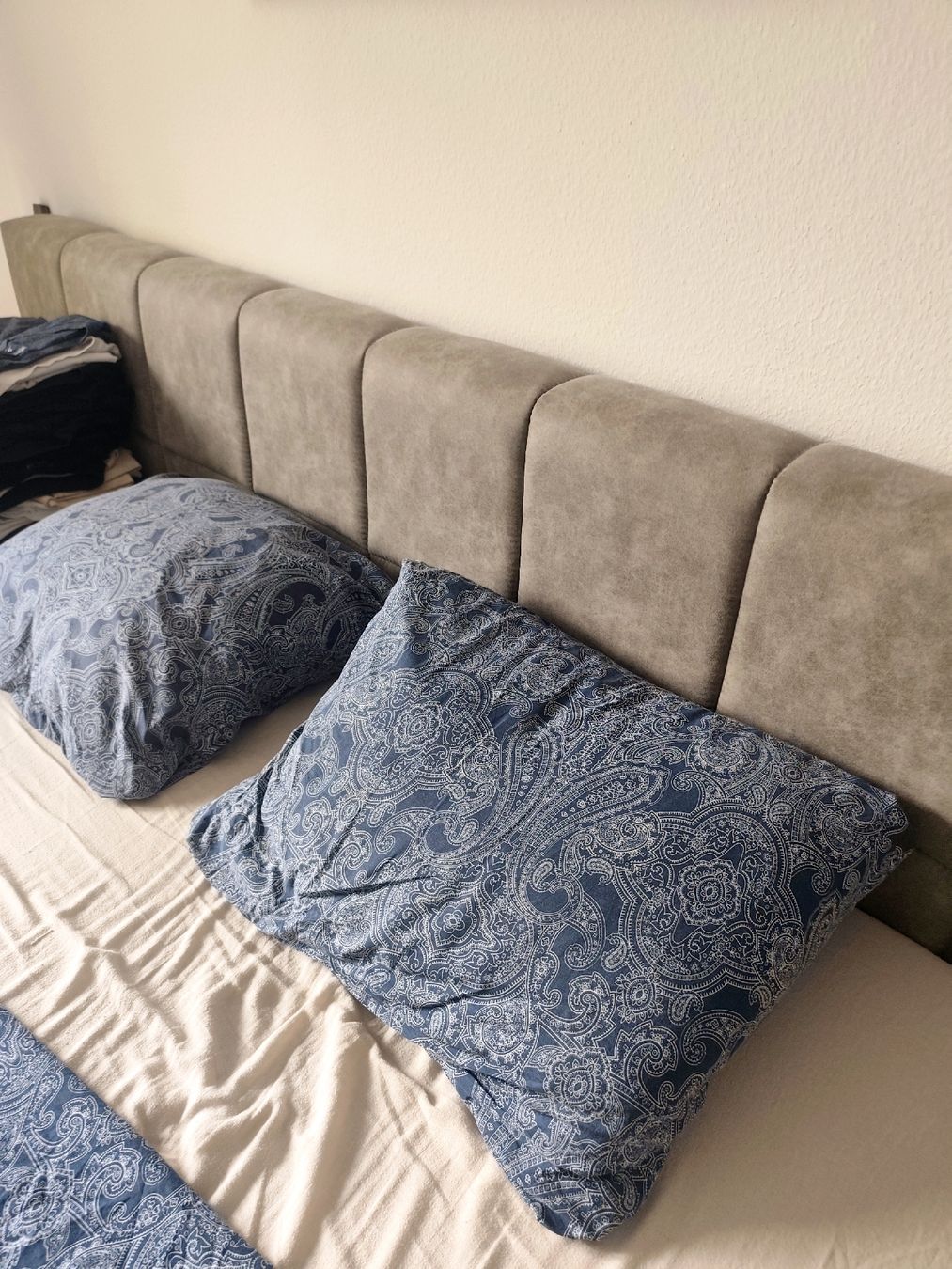 Letti: Premium Boxspring-Bett 180x200 cm inkl. Eazzzy-Topper – Usato da Schlieren venduto da Wizza 2