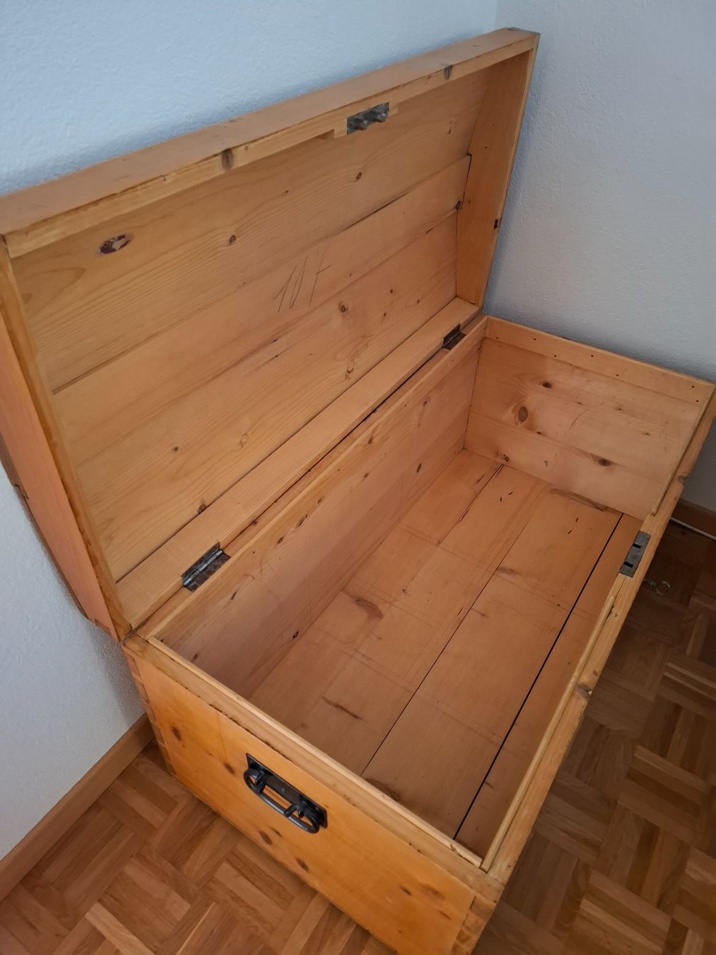 Truhen: Knechtentruhe – Gebraucht aus Hasle LU von christine.loe 1