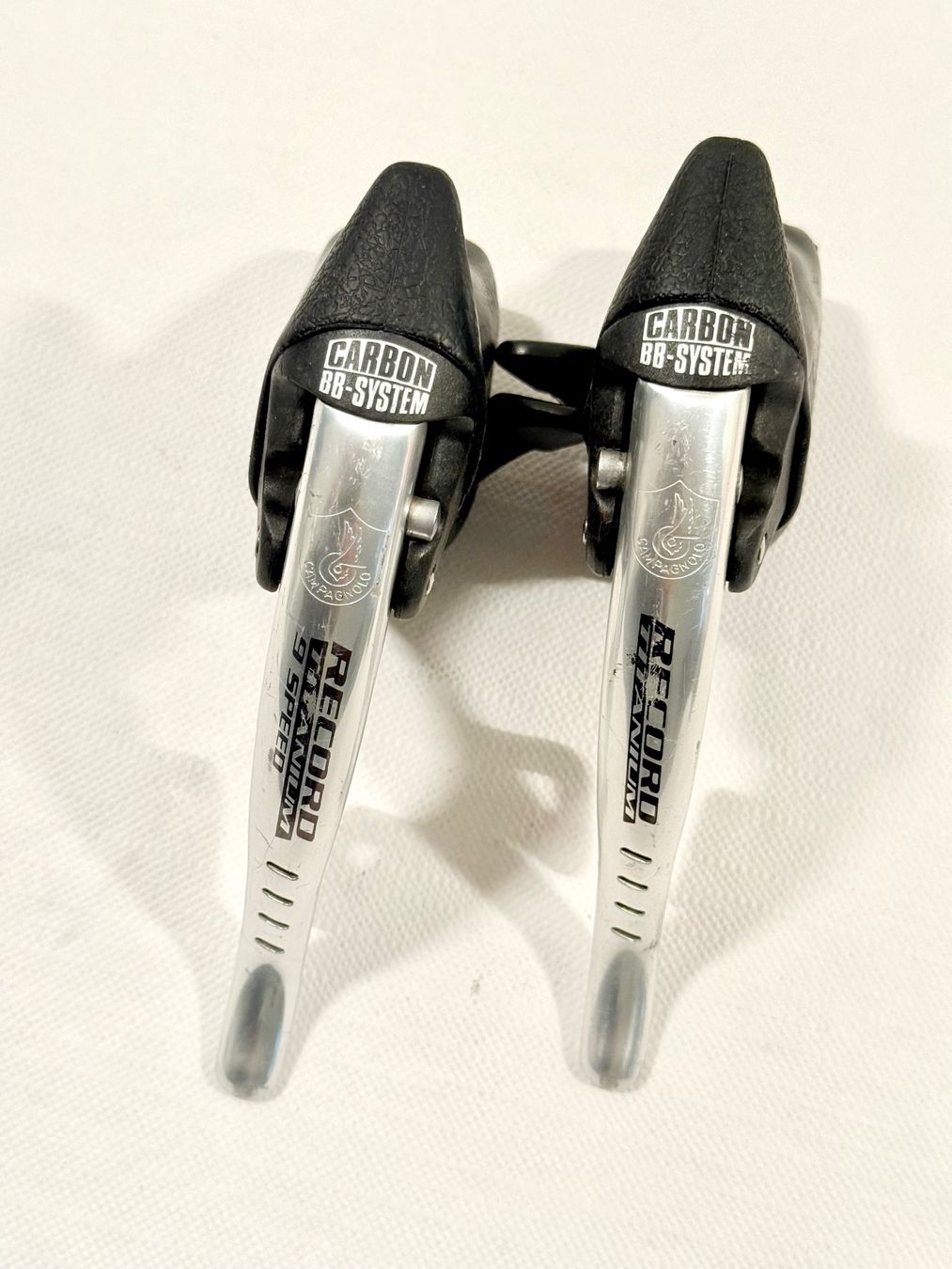 Campagnolo Pezzi di ricambio: Campagnolo Record Titanium BB-System Ergopower 9speed 2609 – Usato da Luzern venduto da bikeandbeltcom