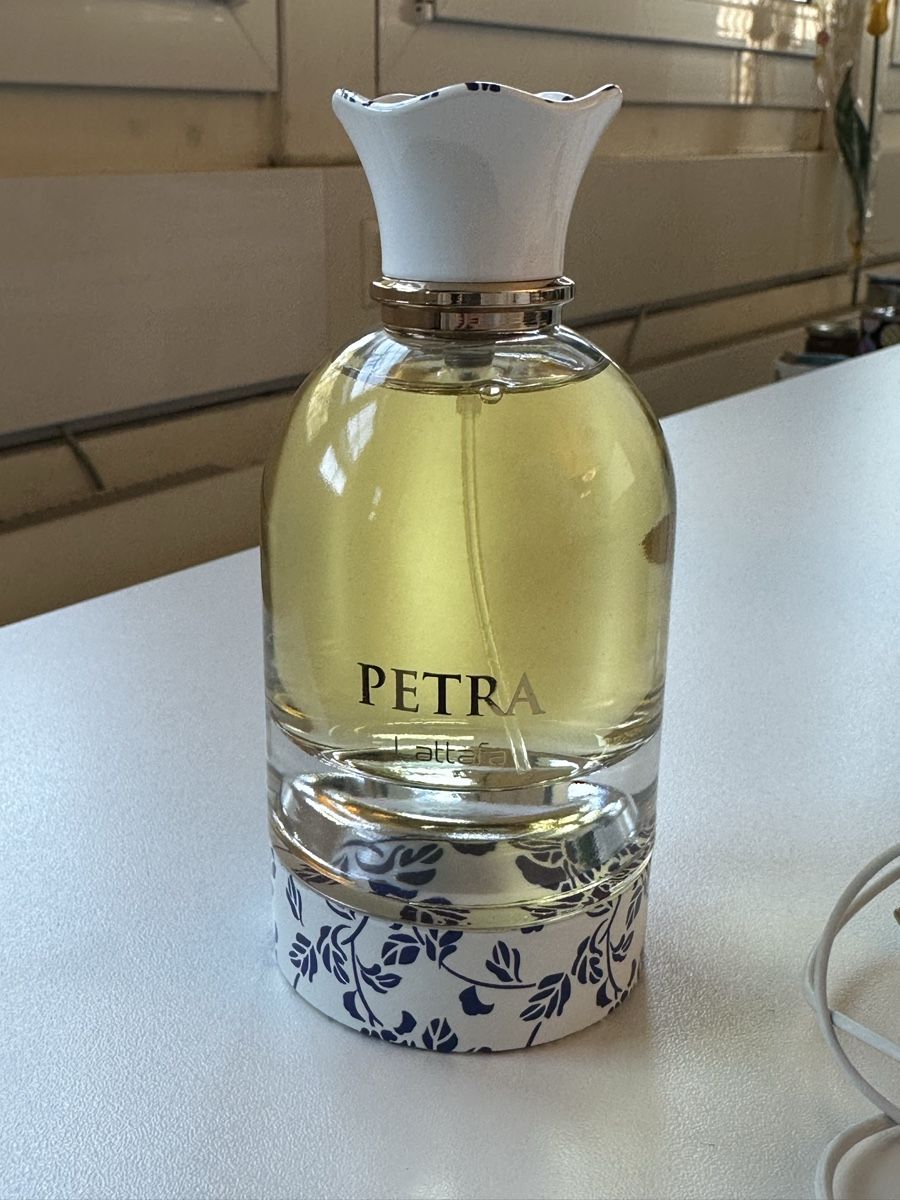 Lattafa Profumi & Eau de Toilette: Petra Lattafa Damenduft – Nuovo (secondo la descrizione) da Schlieren venduto da eme_9kpd 1