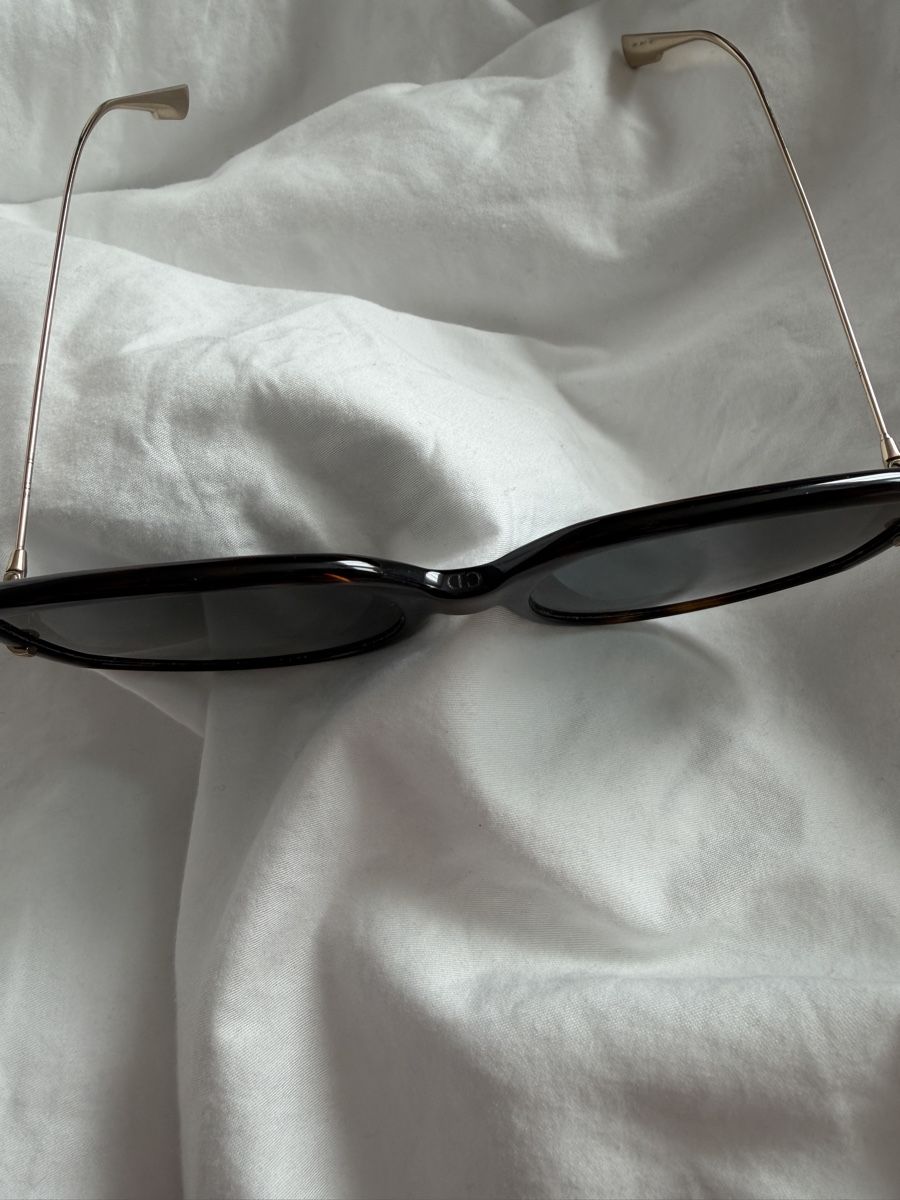 Dior Occhiali & Lenti: Original Dior Sonnenbrille, Top Zustand – Usato da Glattpark(Opfikon) venduto da cel_5dlj 2
