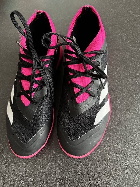 Scarpe da uomo: Basket foot en salle  – Usato da Gland venduto da danbon5