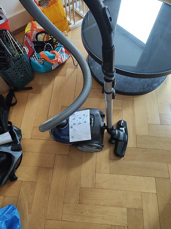 Philips Aspirapolveri & Accessori: Staubsauger Philips 3000 series – Usato da Bern venduto da mimseng 1