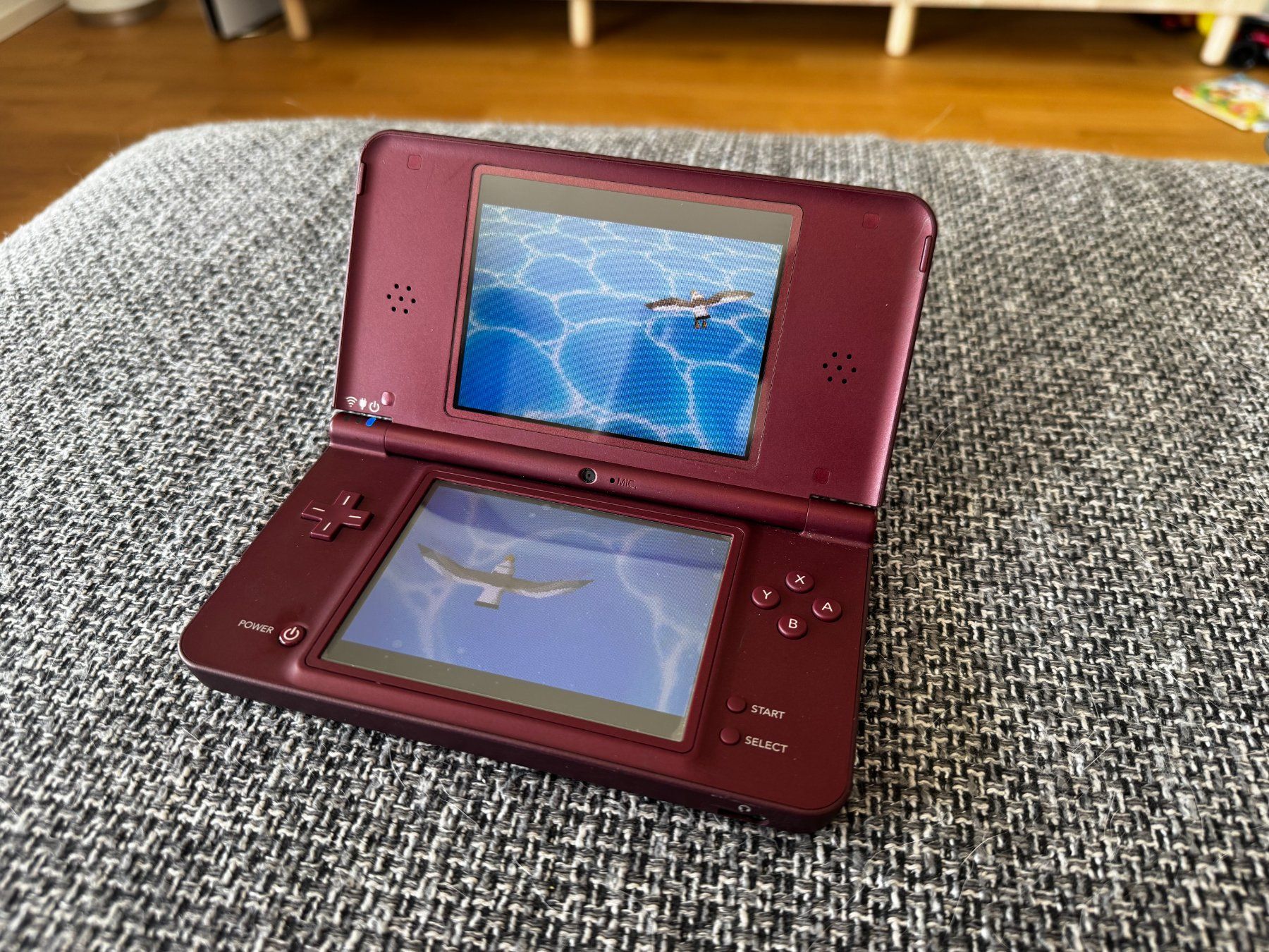 Nintendo Console: Nintendo DSi LL – Usato da Zürich venduto da pochemuto