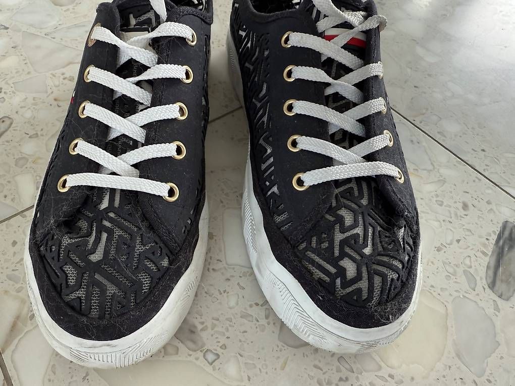Tommy Hilfiger Chaussures femmes: Sneaker - Tommy Hilfiger - Gr. 39 – D'occasion à Luzern par 2HIGH4U 1