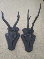 2 schwarze Rehgeweih Deko Wanddeko Jagd Hirschkopf Troph