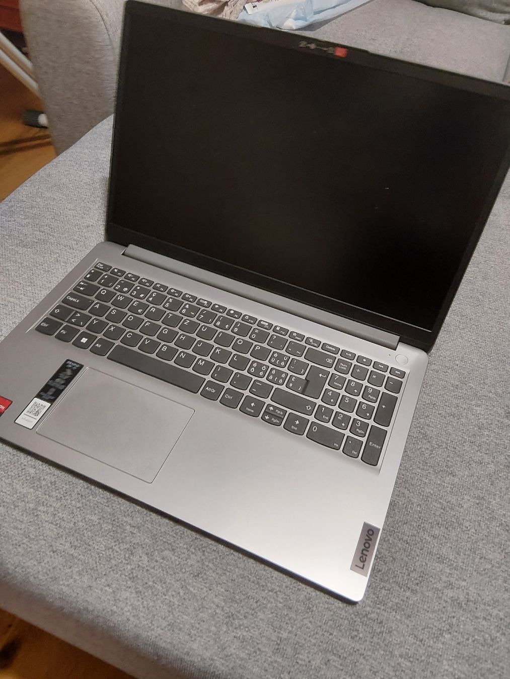 Lenovo Portables: Lenovo laptop – D'occasion à Oberburg par luc_bm9x